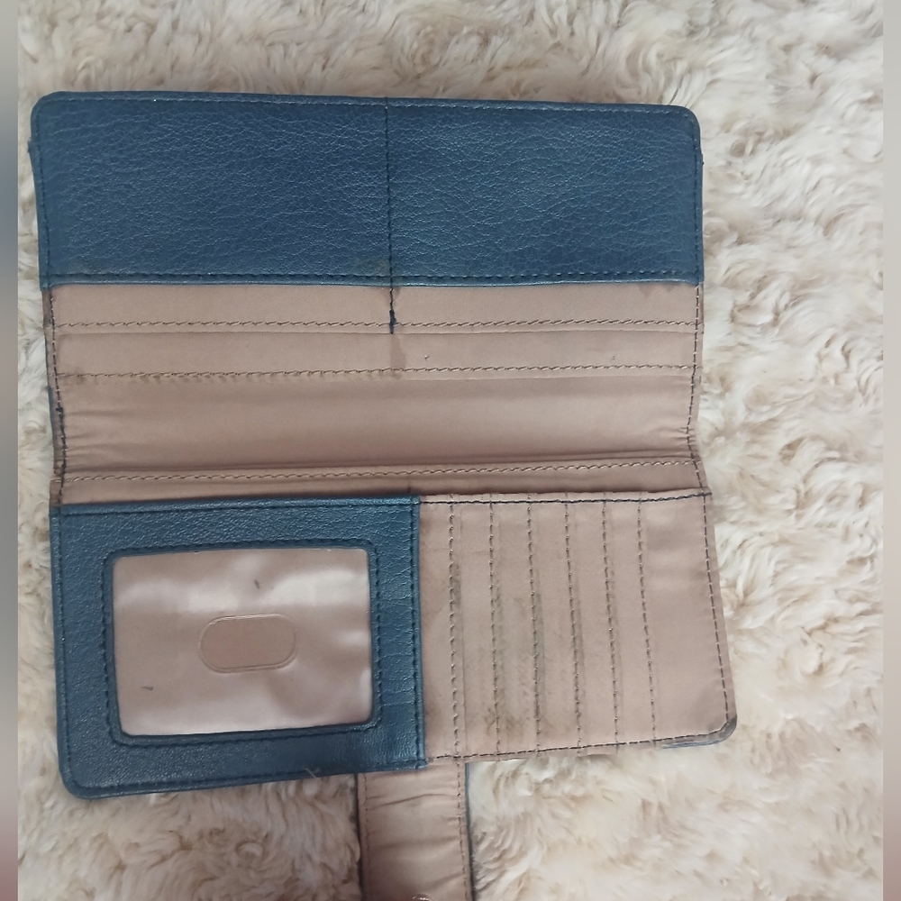 💎 RELIC Womrn's Blue Bicycle Appliqué Women's Wallet - Floral Accent - Picture 2 of 6